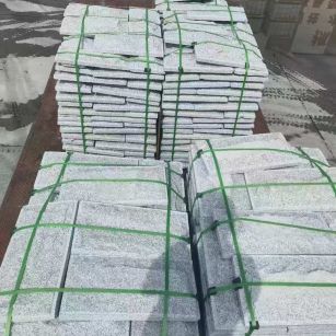 台州 芝麻白蘑菇石装车出货