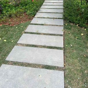 台州 芝麻黑小区踏步、汀步石铺装效果