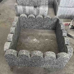 台州 花边石、花坛围栏石、花池界石、菜园栅栏石、镶边石、波浪状界石介绍