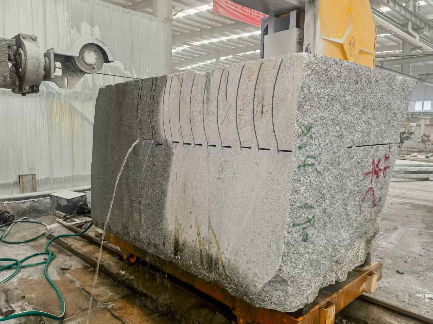 台州 602，大花芙蓉白，绳锯加工弧形路沿石