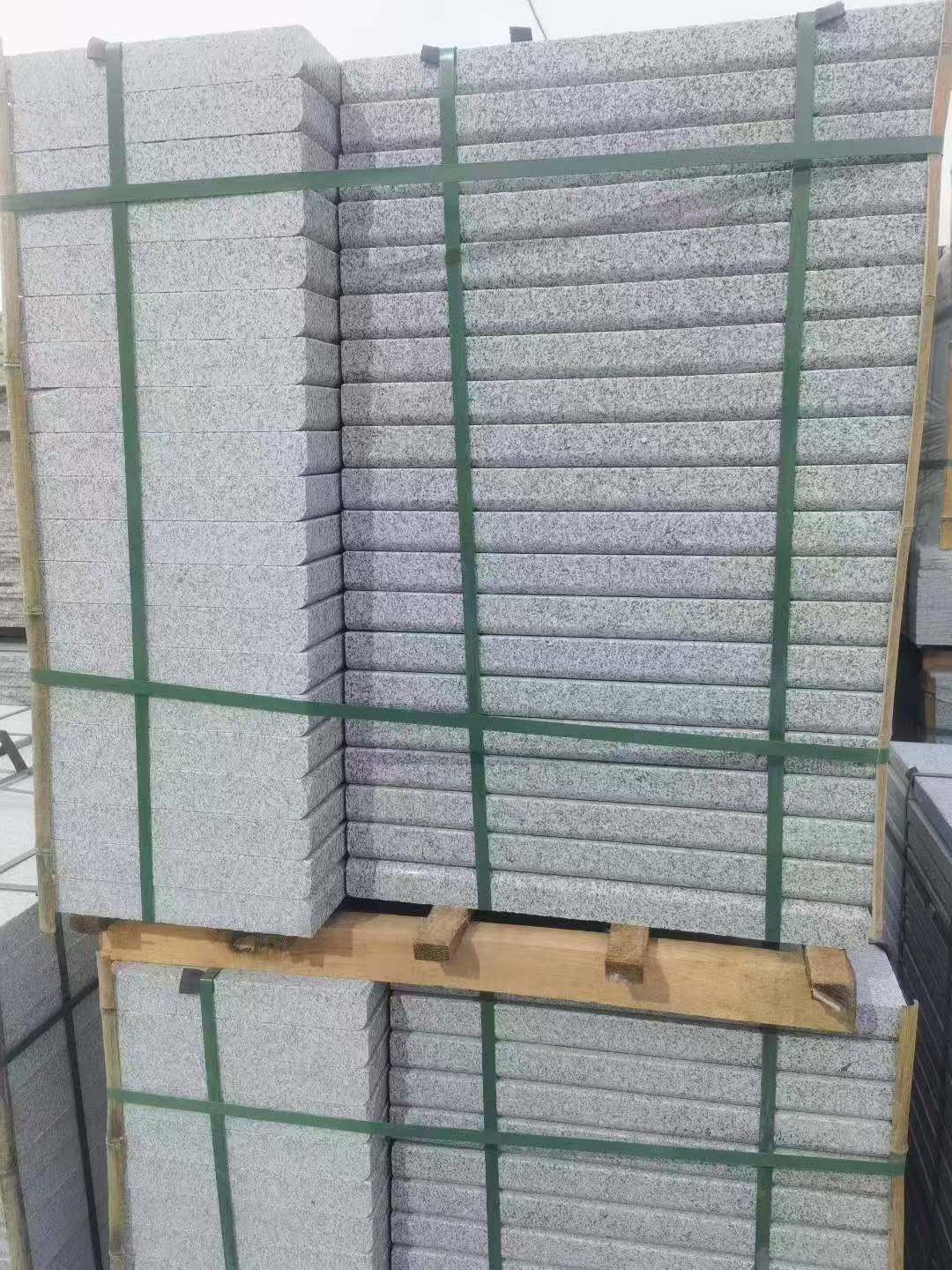 台州 5公分芝麻白，倒斜角，室外楼梯踏步