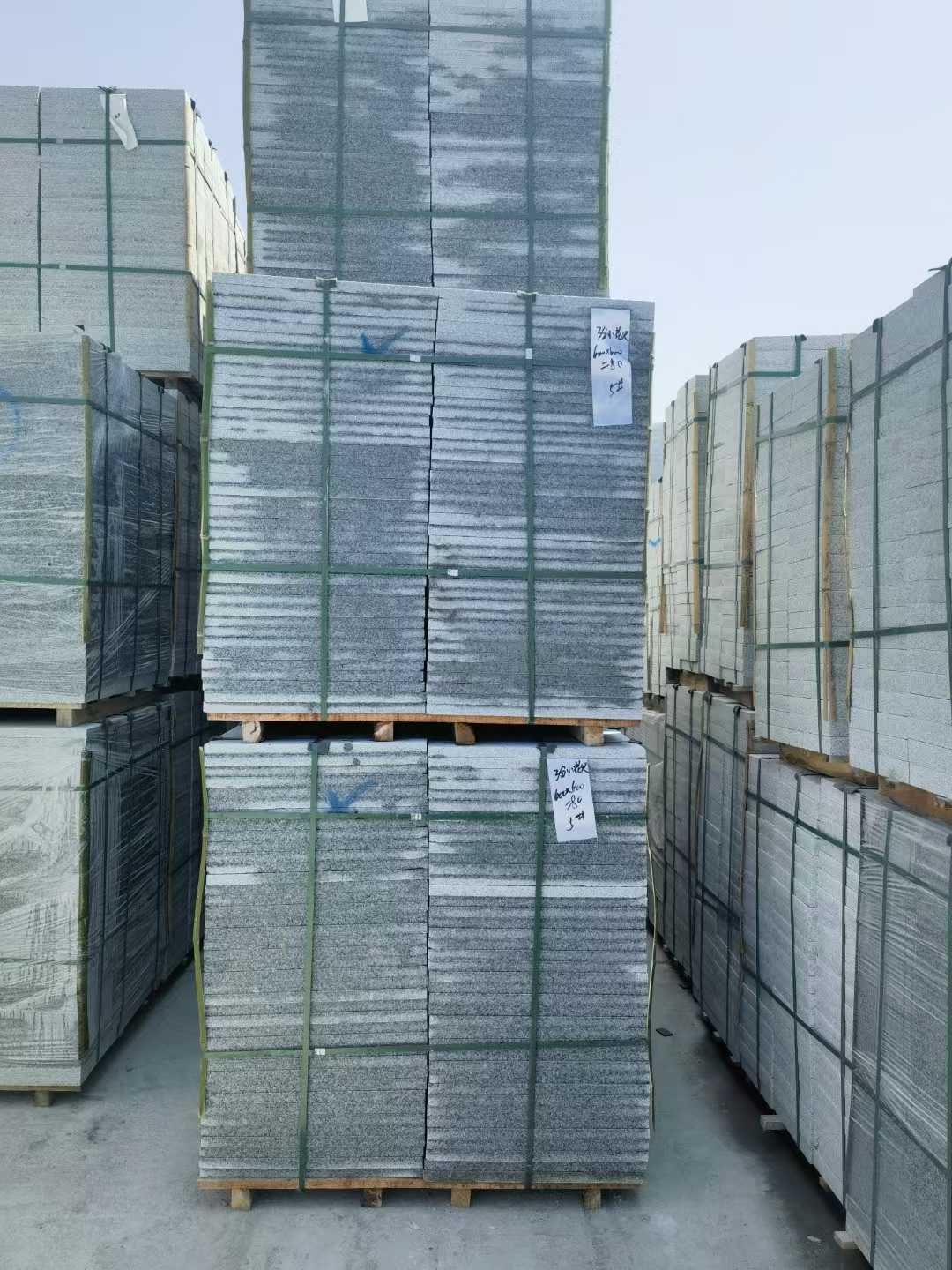 台州芝麻白地铺成品