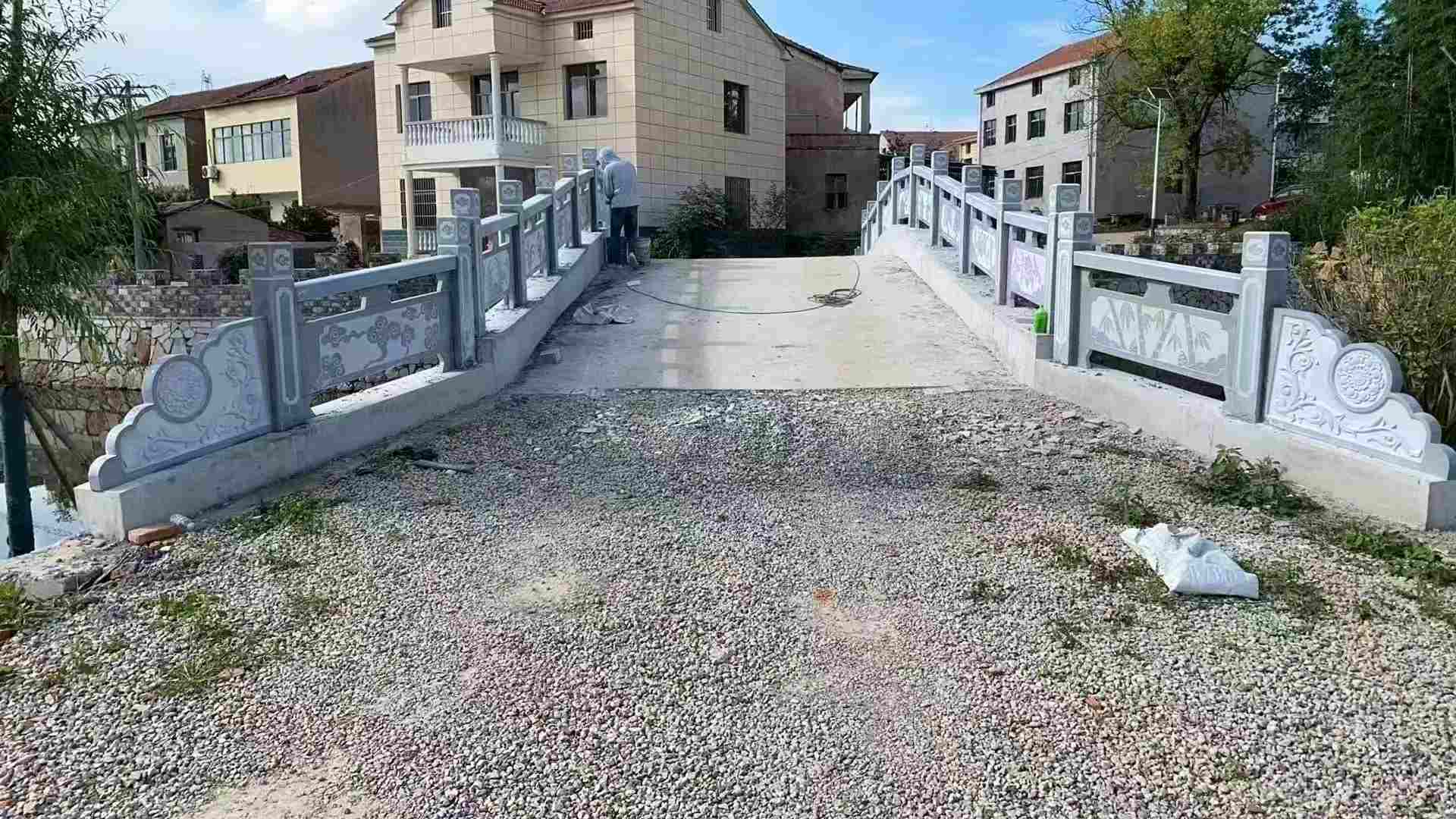 台州 芝麻灰花岗岩桥栏杆